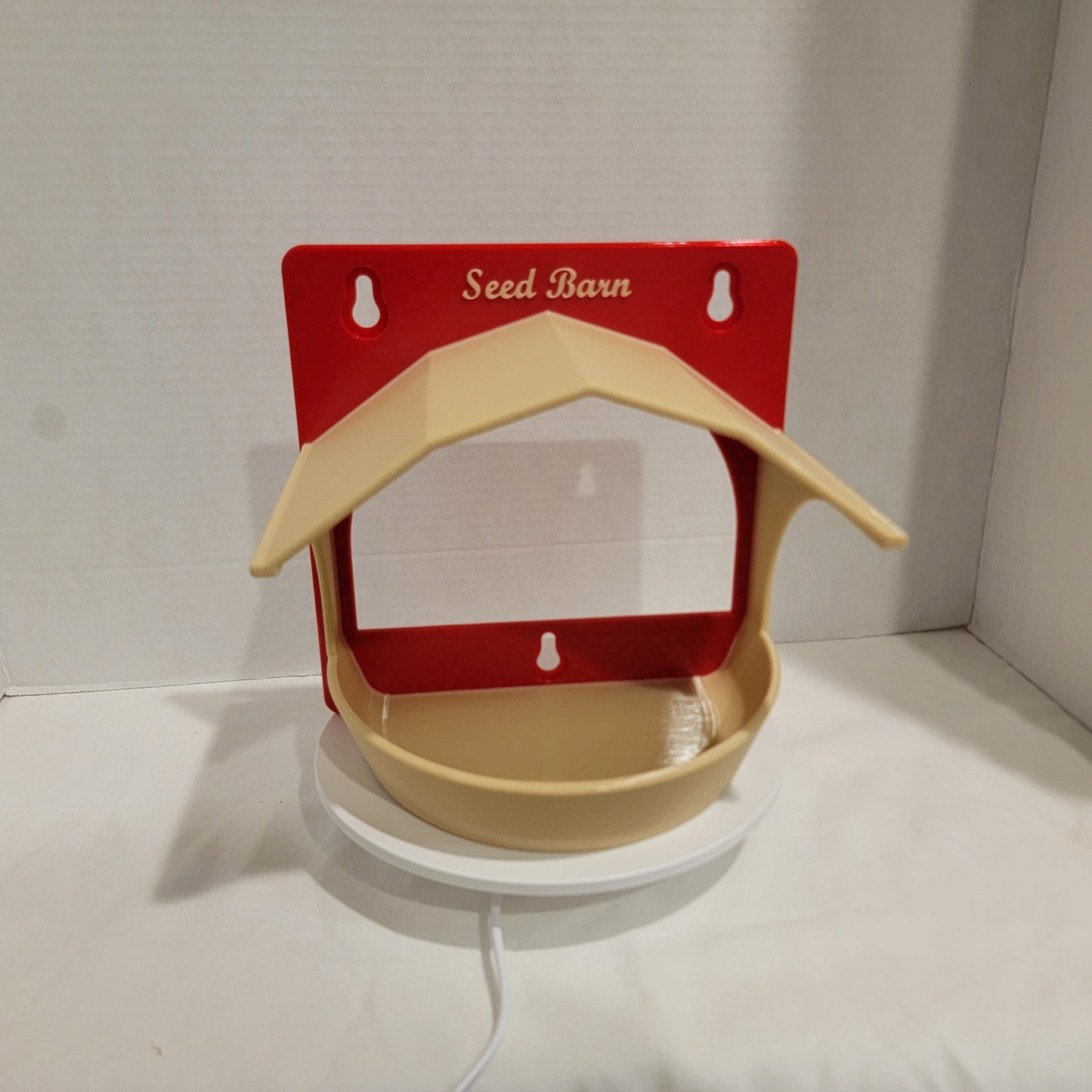 Window Bird Feeder – Barn Style (Suction Cup Mount)