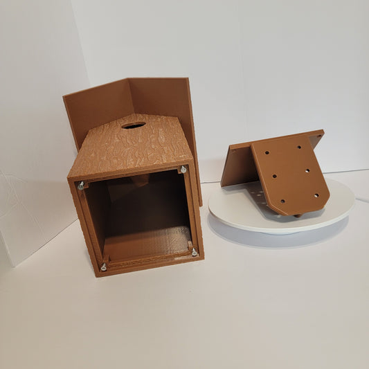 Wood-Grain Post-Mount Bird House